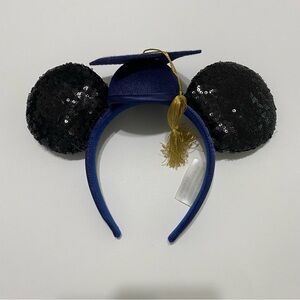 Disney Parks Class of 2019 Graduation Cap and Tassel Mickey Mouse Ears 🎓 New